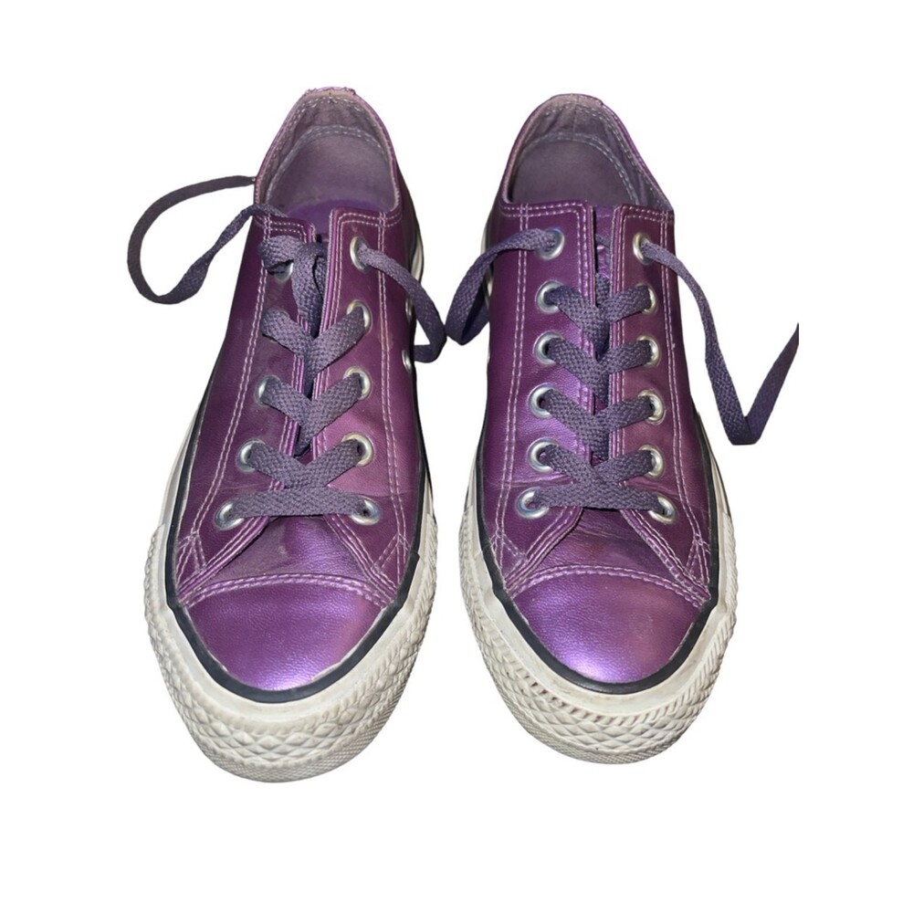 Converse All Stars Women Size 6